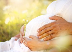 soins femme enceinte et rituel vergetures grossesse - Daylily sur Doux Good