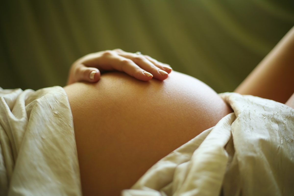 Omum, le soin grossesse certifié bio et végan